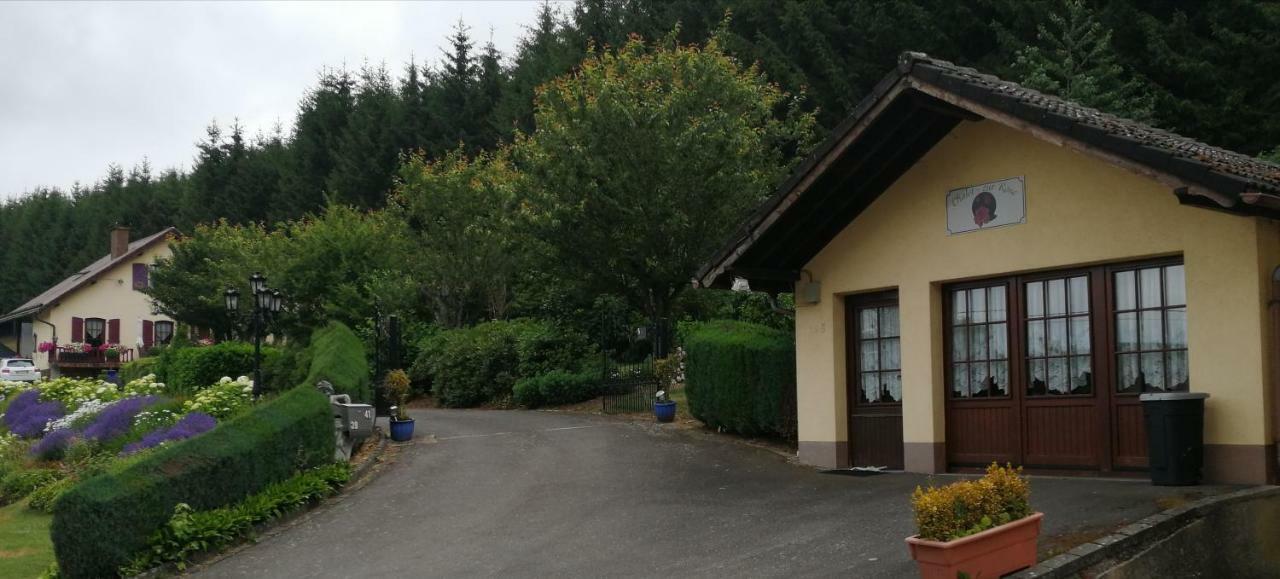 Chalet Rose Villa Burg Reuland Luaran gambar